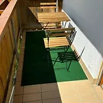 Daire Graf, Balkon, Parkplatz, Kueche, Grosses Wohnzimmer Mit Fernseher Regen